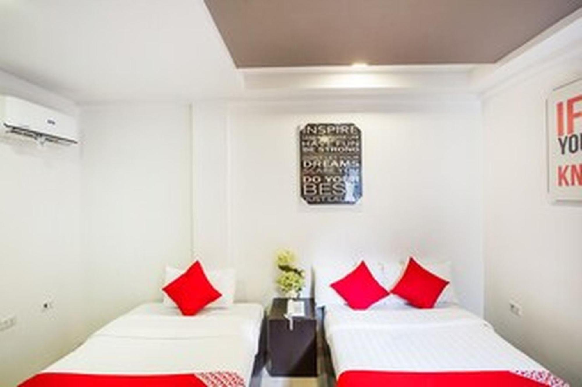 Oyo 489 Casa Mia Hotel Suites General Santos City Exterior photo